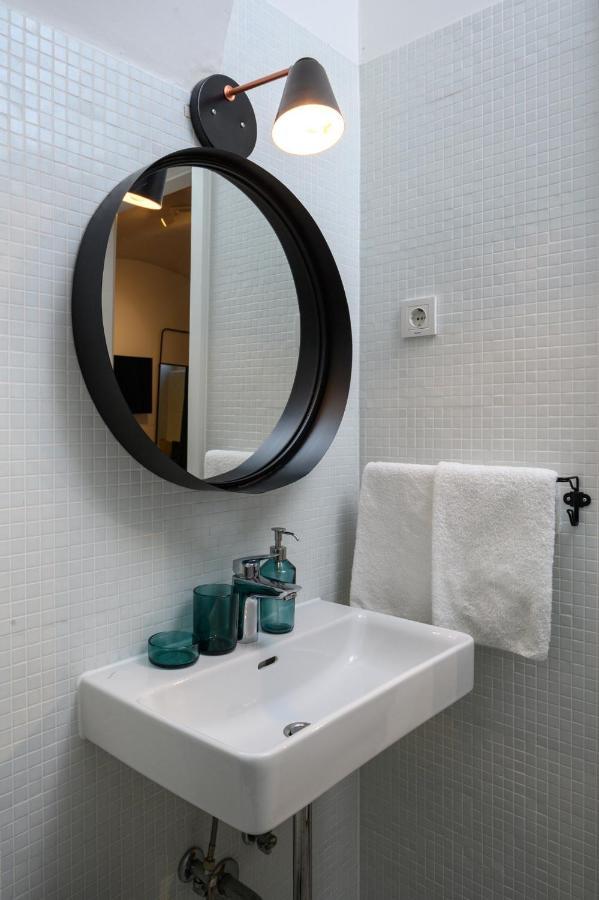 Swanky Old Town Apartment Zagreb Ngoại thất bức ảnh