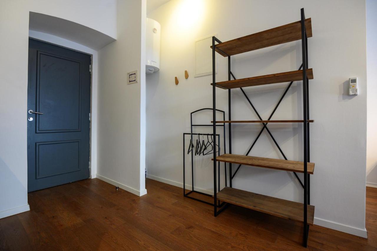 Swanky Old Town Apartment Zagreb Ngoại thất bức ảnh