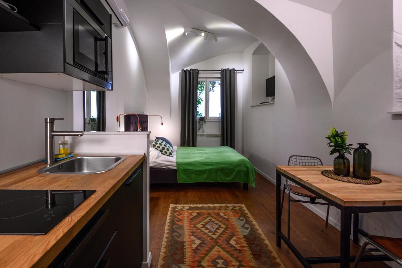 Swanky Old Town Apartment Zagreb Ngoại thất bức ảnh