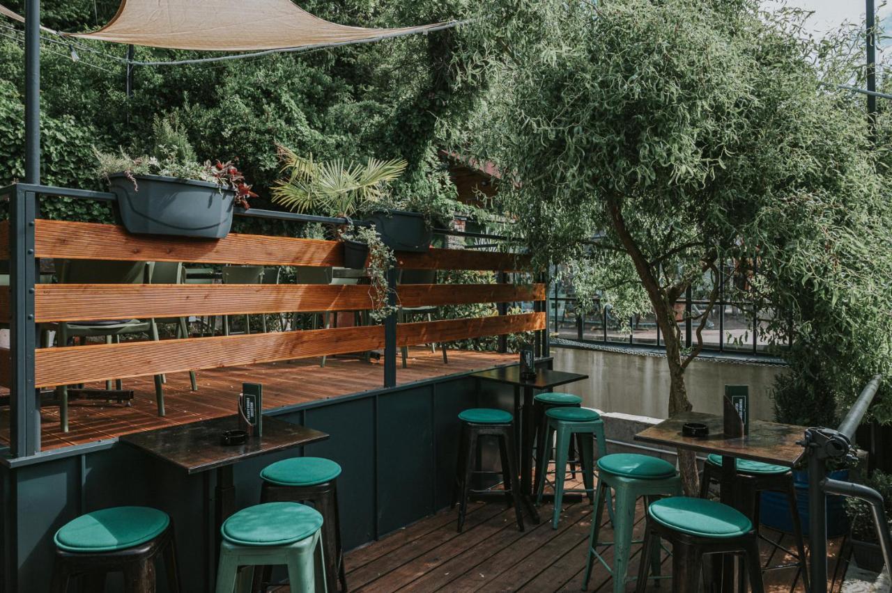 Swanky Old Town Apartment Zagreb Ngoại thất bức ảnh